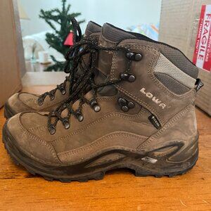 Lowa Hiking Boots